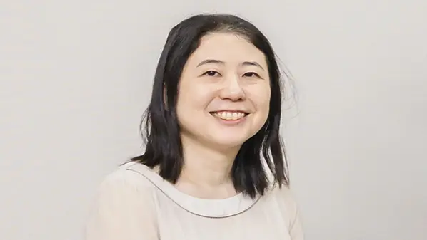 人物写真：岡田佐織准教授