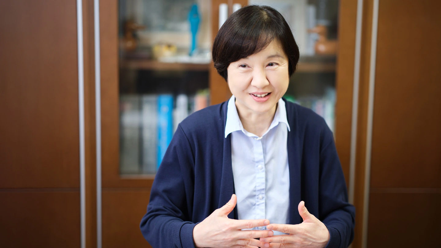 Portrait photography: Professor Fumiko Toyoshima